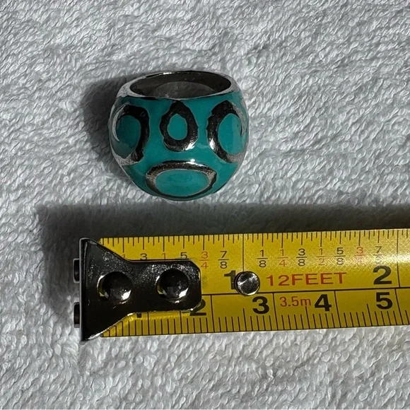 Bold Silver Tone & Enamel Teal Statement Ring, Size 8 - Picture 8 of 10